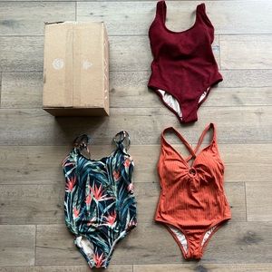 Target Kona Sol one piece swimsuit bundle. Very good condition + Excellent deal
